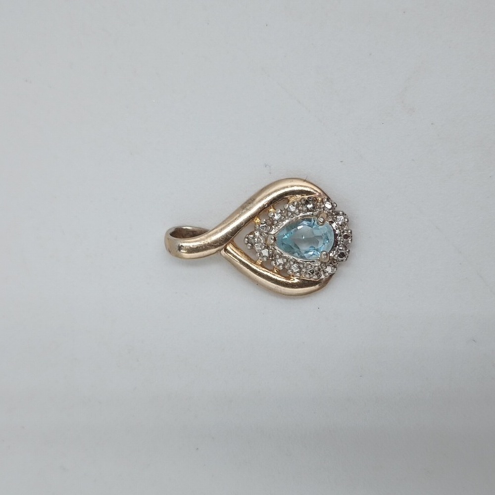 925 Sterling Silver Gold Tone Light Blue Gem Teardrop Halo Pendant Hallmarked